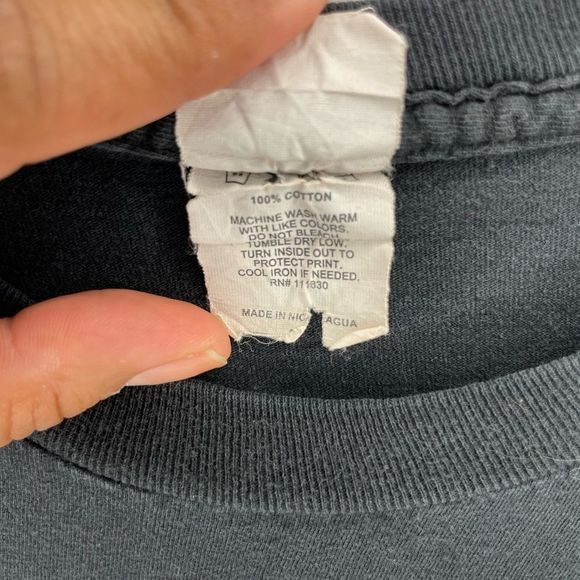 Bay Island KISS tee - Picture 4 of 4